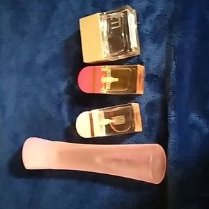 Bundle of fragrances.